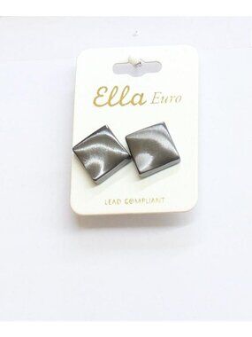 NWT Ella Euro Womens Fashion Organic Wave Square Post Stud Earrings Black .75"